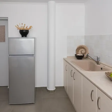 Kanelis Milos Sea * Αγία Ειρήνη Μήλου