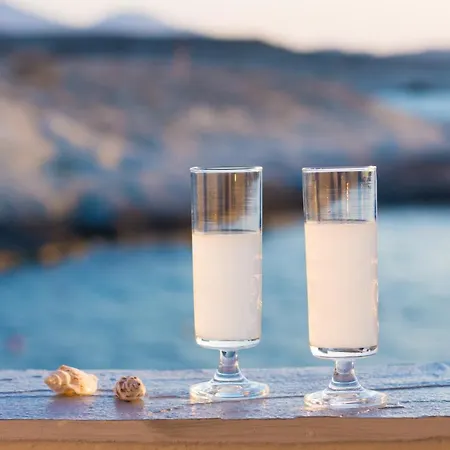Kanelis Milos Sea *